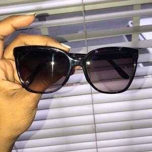 Gucci sunglasses 😎